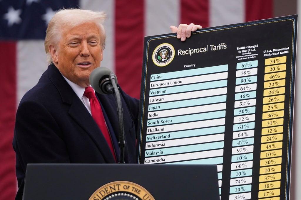 US-Präsident Trump schiebt die Frist für seine Zölle auf - die Unsicherheit aber belastet deutsche Firmen. (Archivbild)