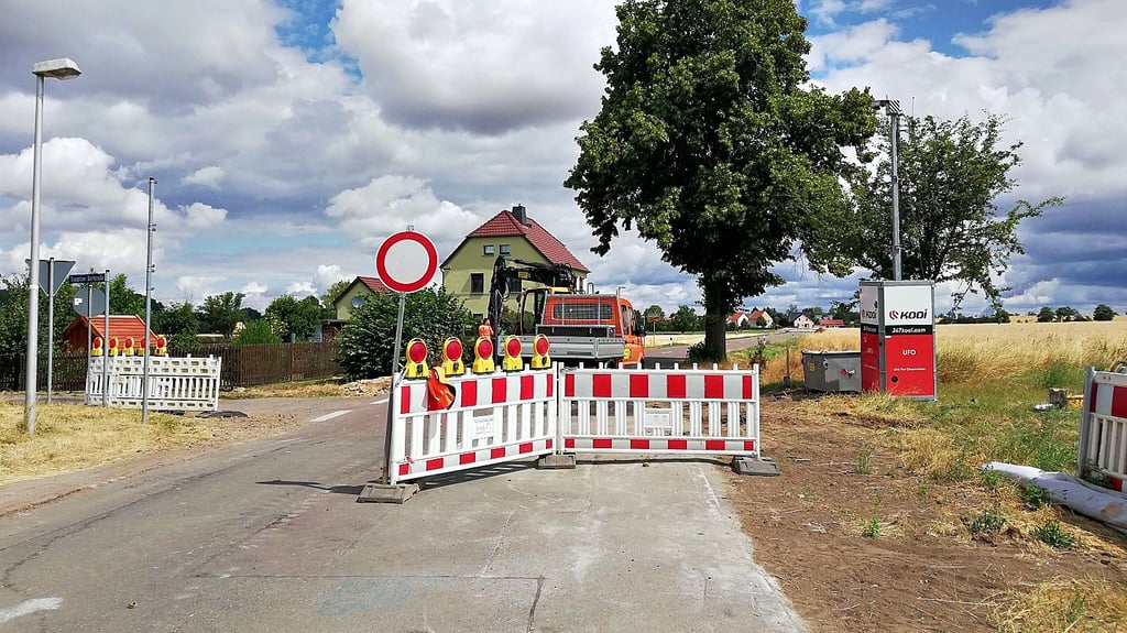 Die Landesstraße ist zwischen Trauptiz und Minkwitz gesperrt.