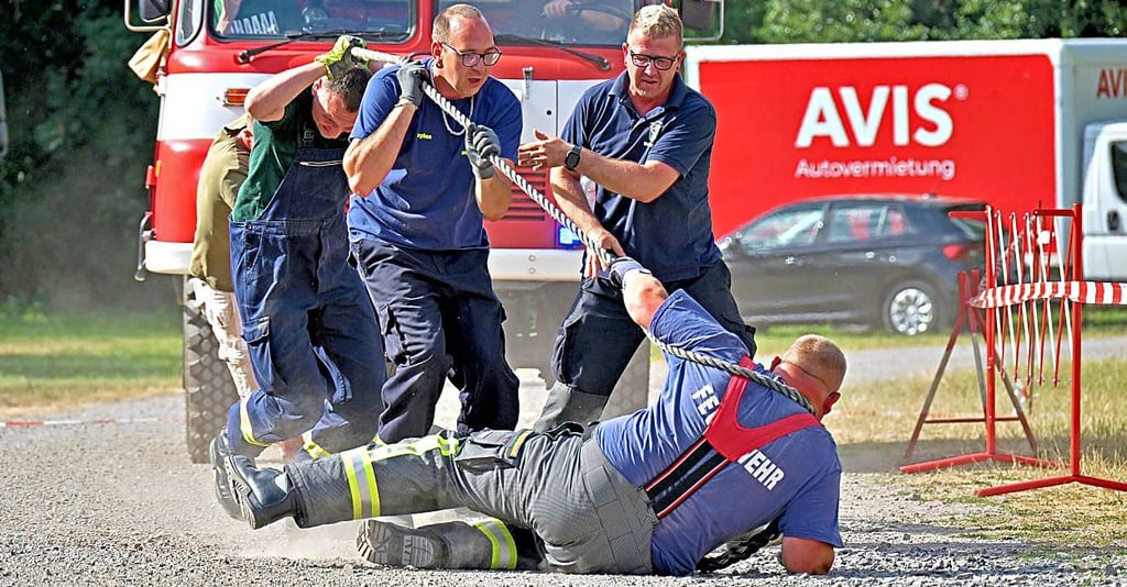 Mehringens Feuerwehr wollte zuviel und konnte nach dem Sturz wiederholen.