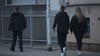 Er soll einen Anschlag auf die Synagoge Halle geplant haben: Ein Terrorverdächtiger Hallenser (l.) wird von der Polizei durchgehend beobachtet.