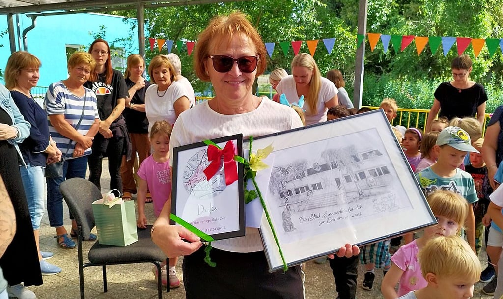 Die langjährige Leiterin der Gardelegener Kita Sonnenschein, Jutta Bach, wurde jetzt in den Ruhestand verabschiedet.