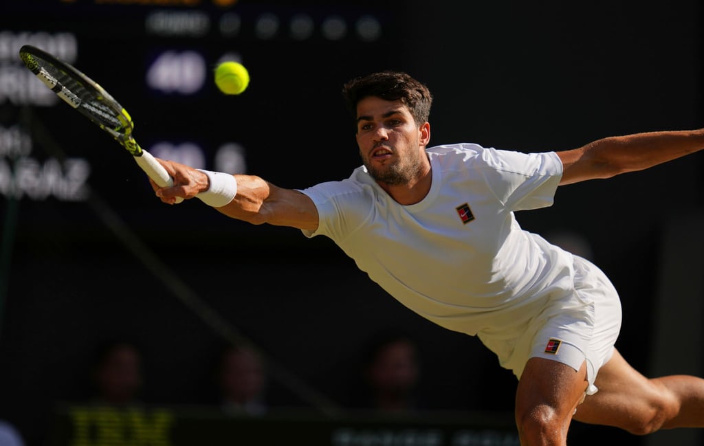 Carlos Alcaraz erreicht zum dritten Mal in Serie das Wimbledon-Halbfinale.
