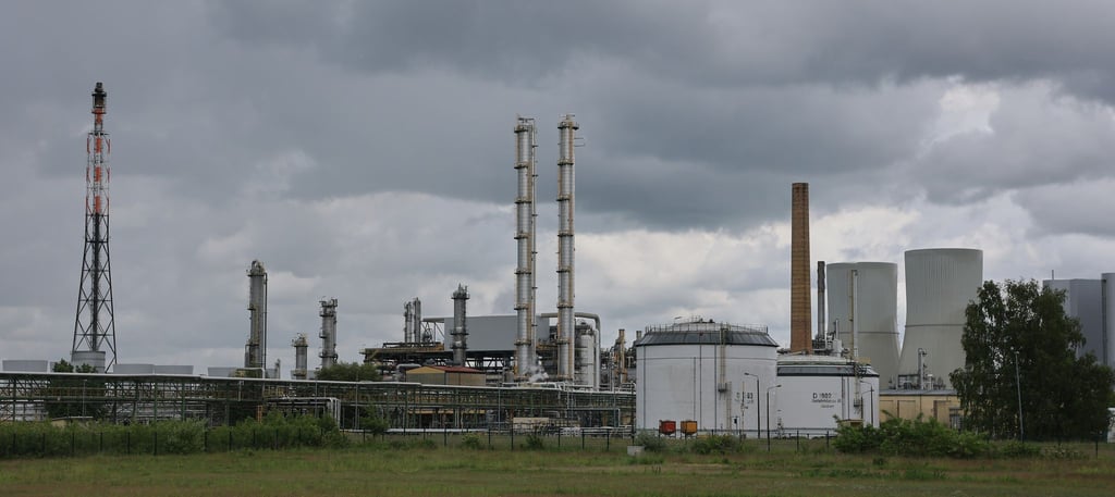 Der US-Chemiekonzern Dow Chemical will Teile der Anlage in Böhlen stilllegen. (Archivbild)