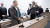 In dem Prozess um den Museumseinbruch in Manching, bei dem ein historischer Goldschatz gestohlen wurde, stehen vier Angeklagte aus Norddeutschland vor Gericht. (Archivbild)