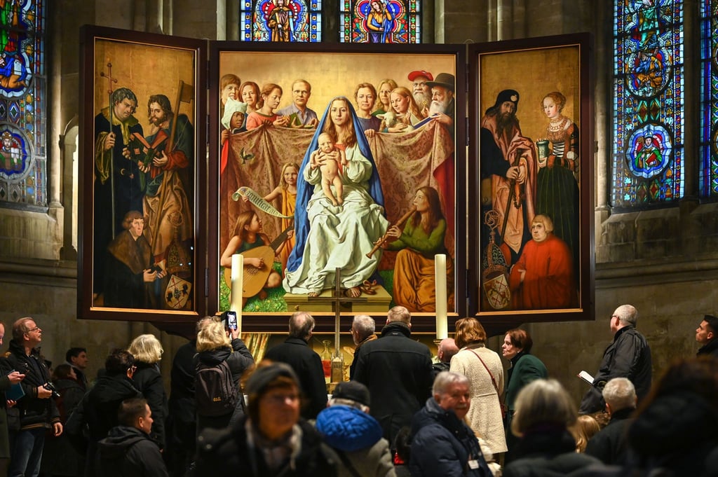 Der Cranach-Triegel-Altar darf im Dom bleiben, muss aber versetzt werden. (Archivbild)
