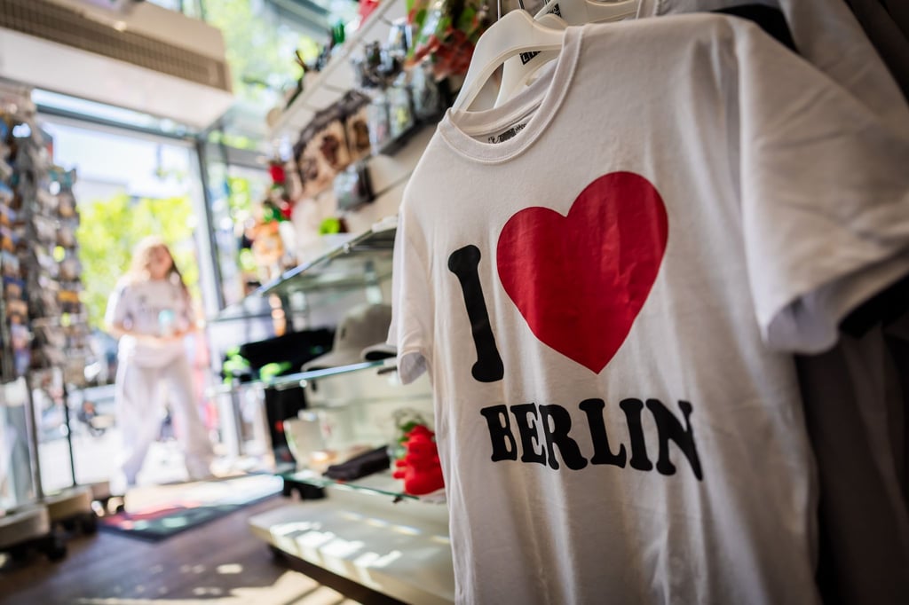 Die Kombination aus „I“ und einem Herz ist auf vielen T-Shirts zu finden.