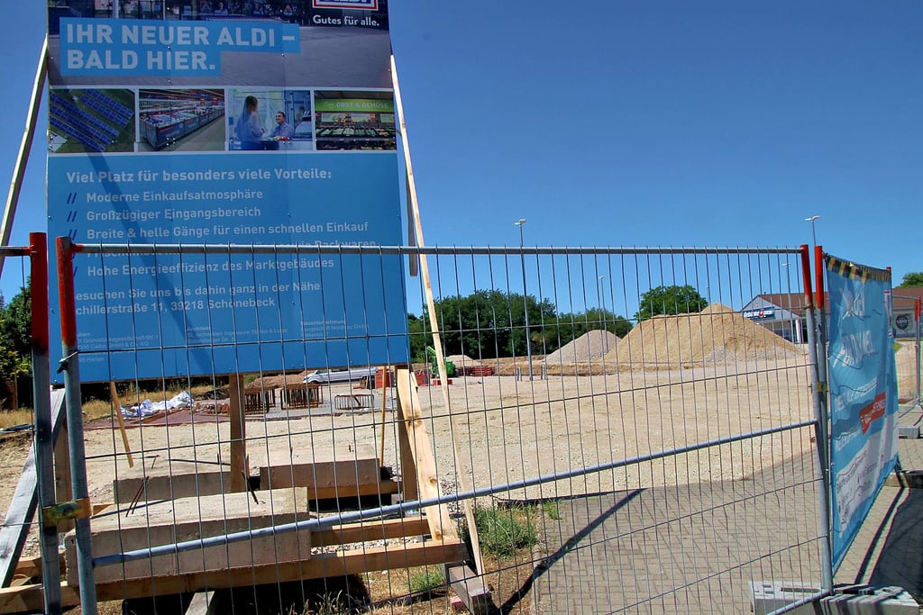 Aldi baut in Calbe eine neue Filiale. Der Markt wird technisch auf dem neusten Stand sein und im Betrieb gänzlich ohne fossile Brennstoffe auskommen.