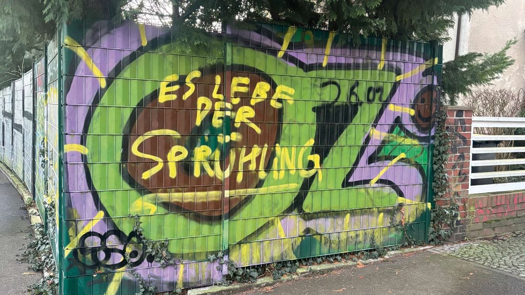 "Es lebe der Sprühling" heißt eine Ausstellung in Magdeburg.