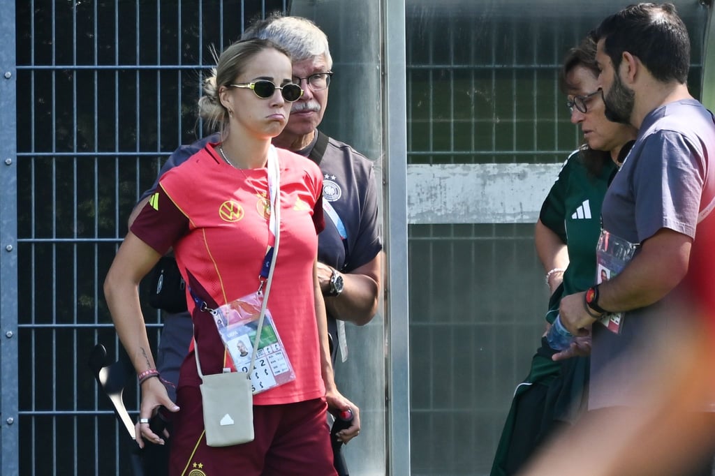 Giulia Gwinn nach ihrer Verletzung beim DFB-Training