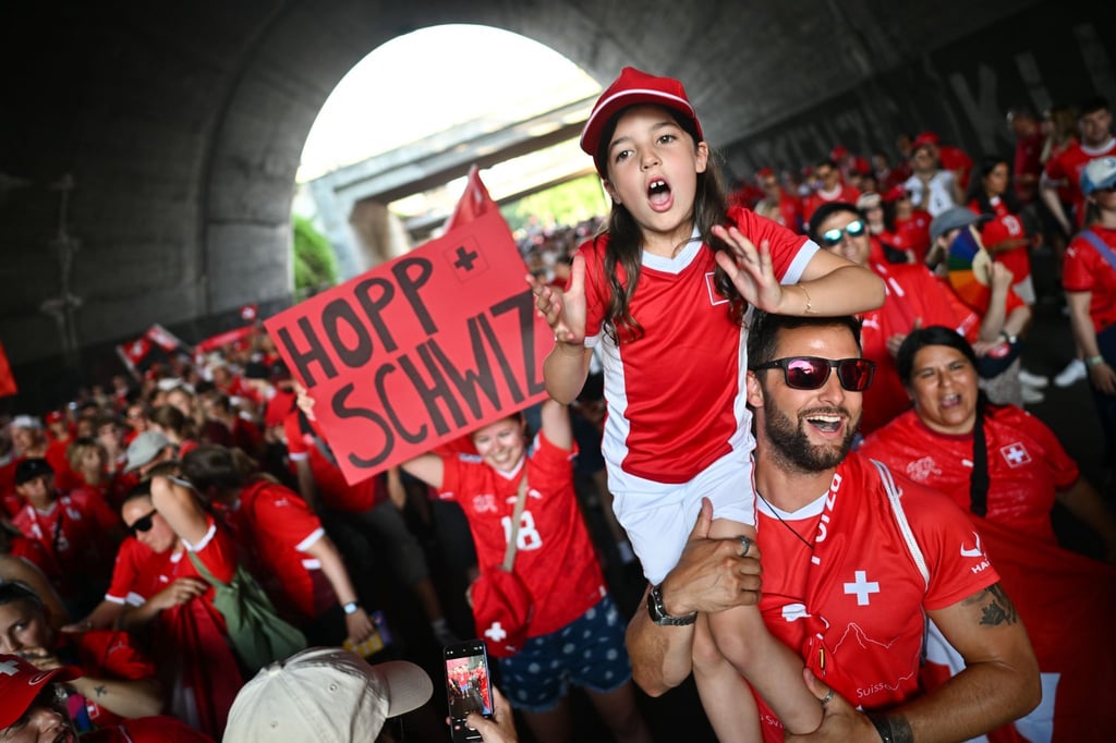 Die Fans haben Spaß an der EM in der Schweiz.