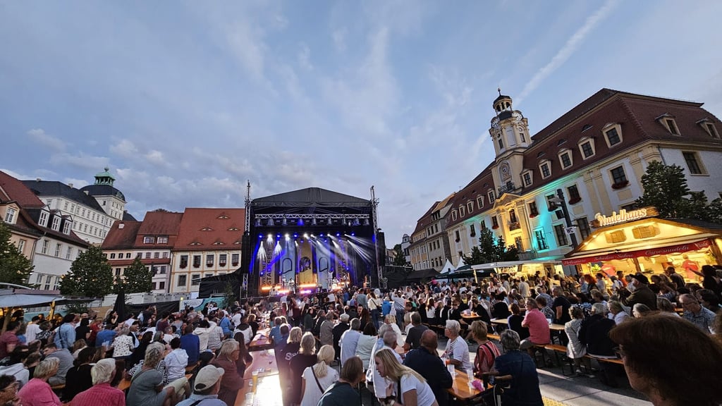 Der Weißenfelser Marktplatz wird sich wieder in eine bunte Festmeile verwandeln.
