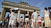 In Berlin sind dieser Tage wieder viele Touristen unterwegs - komplett ausgebucht sind die Hotels und Herbergen aber nicht.