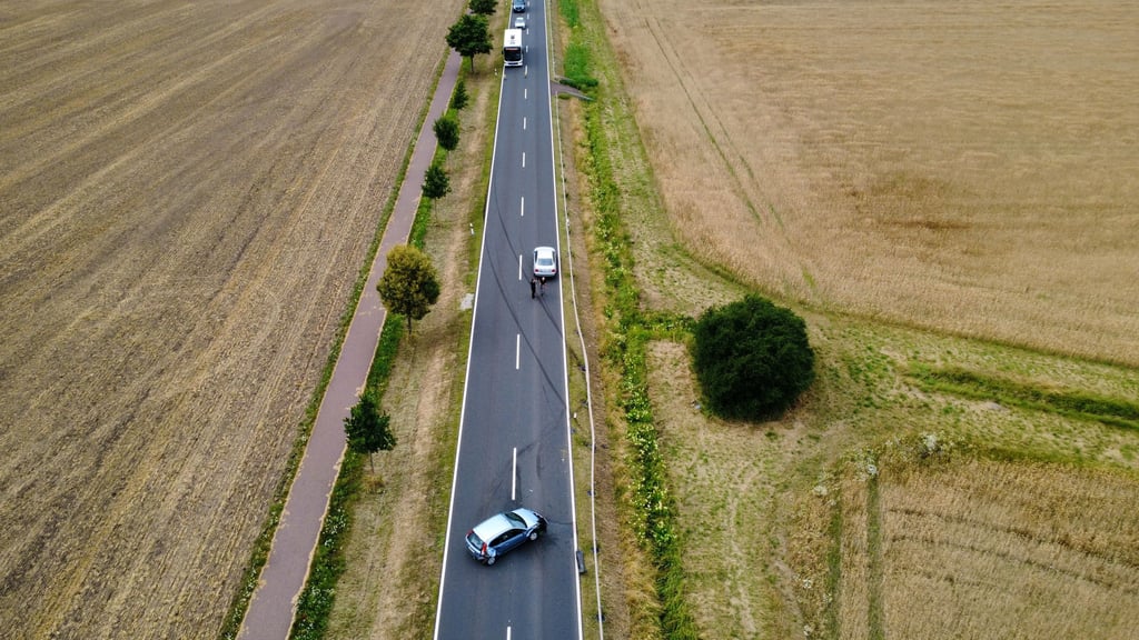 Auf der L54 zwischen Güsen und Hohenseeden ist es zu einem Unfall gekommen.