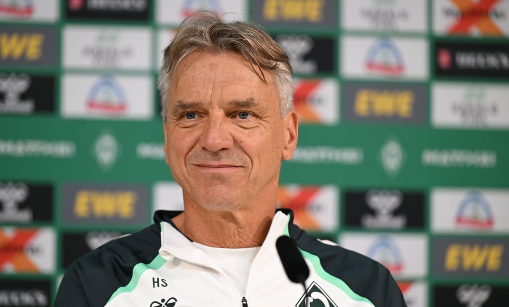 Trainer Horst Steffen und Werder Bremen starten am 23. August in die neue Bundesligasaison.