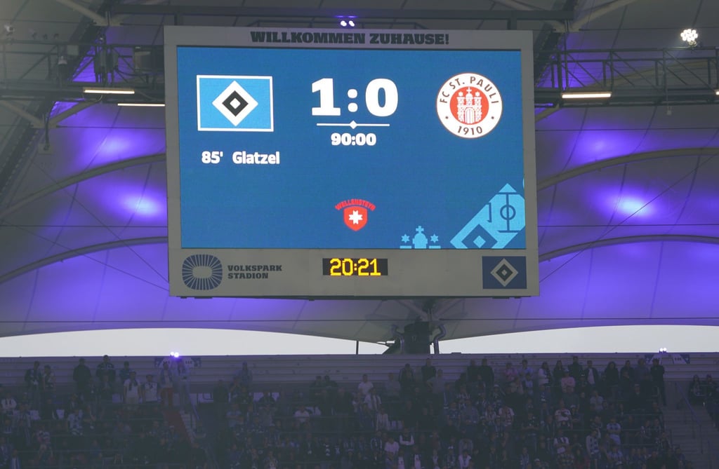 Das Derby ist zurück: der HSV spielt gegen Pauli.