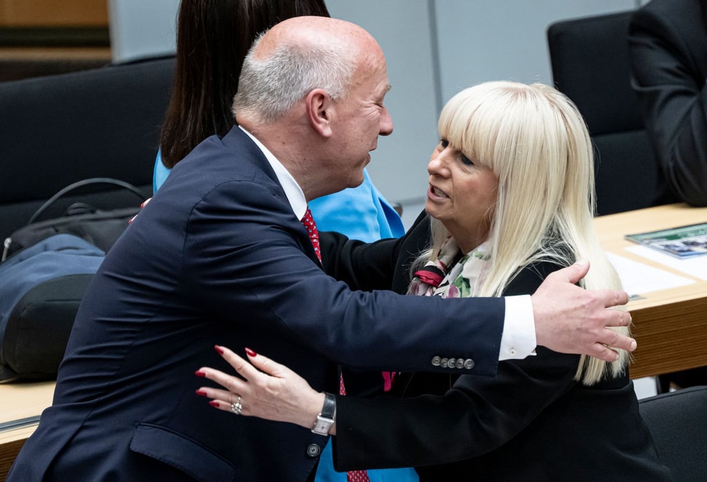 Berlins Regierender Bürgermeister Kai Wegner (CDU) und Innensenatorin Iris Spranger (SPD) haben sich inzwischen über das Einbürgerungsverfahren ausgetauscht. (
