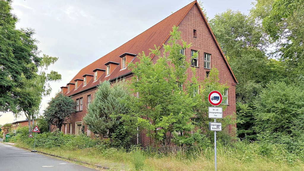 Das ehemalige Verwaltungsgebäude des VEB Hydraulik Tarthun wollen die Investoren zu einem Wohngebäude umbauen.