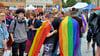 Auch beim  ersten CSD im Burgenlandkreis, der am 13. August 2023 in Weißenfels veranstaltet wurde, waren zahlreiche Regenbogenflaggen zu sehen.