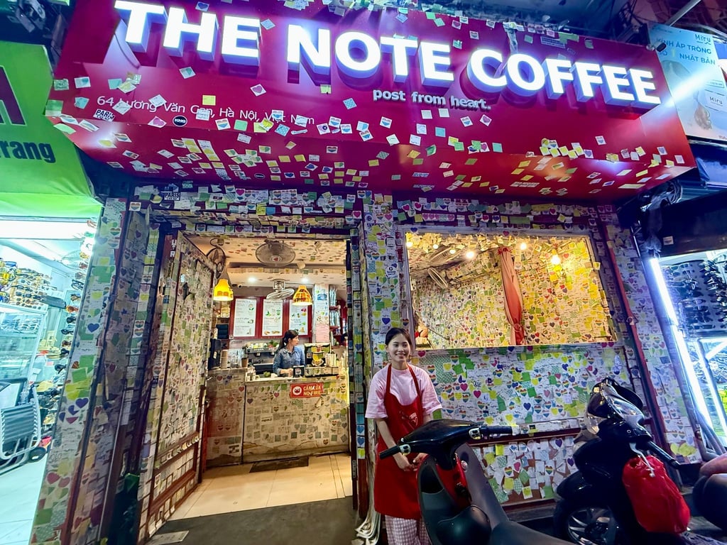 Instagram-Hotspot: Das Notizzettel-Café ist ein beliebtes Fotomotiv in Hanoi.