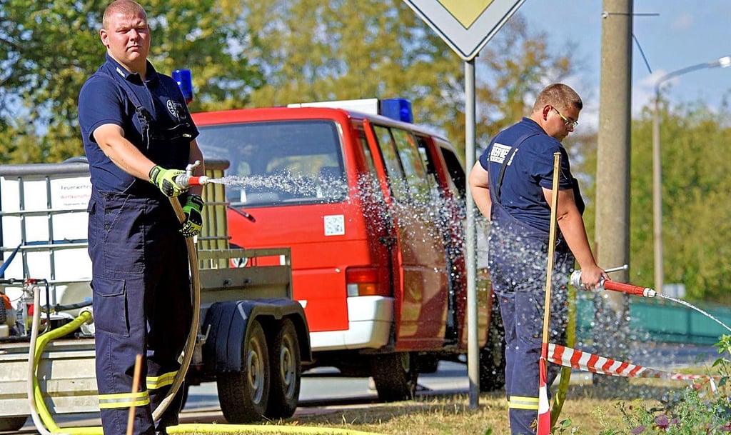 Die kleinen Bullis, wie hier bei der Feuerwehr in Nachterstedt, wurden oft gebraucht. Auch bei Einsätzen.