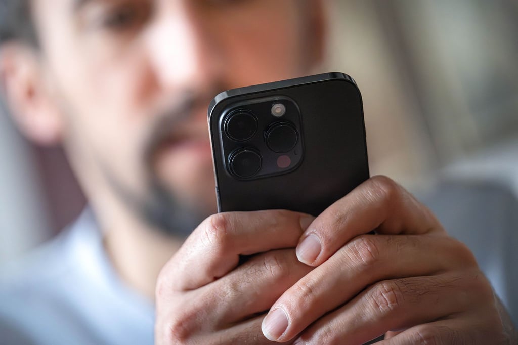Die App Nina schickt künftig auch Hinweise auf angedrohte Gewalttaten aufs Smartphone.