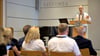 Professor Thomas Frese (vorn) ist Direktor des Instituts für Allgemeinmedizin an der Martin-Luther-Universität Halle-Wittenberg. Ende Juni war das Institut Gastgeber des Ärzteforums Euripa. Dazu waren mehr als 100 Teilnehmer aus dem In- und Ausland in die Stiftung Leucorea in Wittenberg gekommen. 