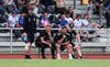 Waren am Donnnerstag nicht zufrieden: Markus Fiedler (zweiter von links) sowie seine Assistenten Andreas Schumacher (v.l.) Saban Uzun und Silvio Bankert.