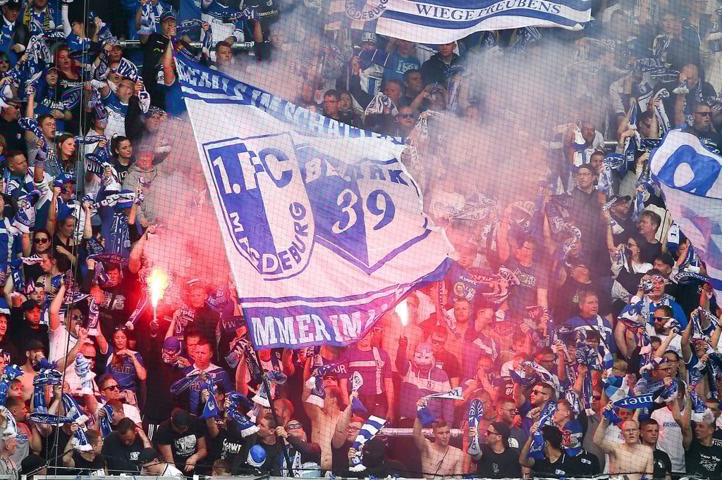 Fans vom 1. FC Magdeburg in der Avnet-Arena: Doppelbelastung des Stadions könnte zum Problem werden.