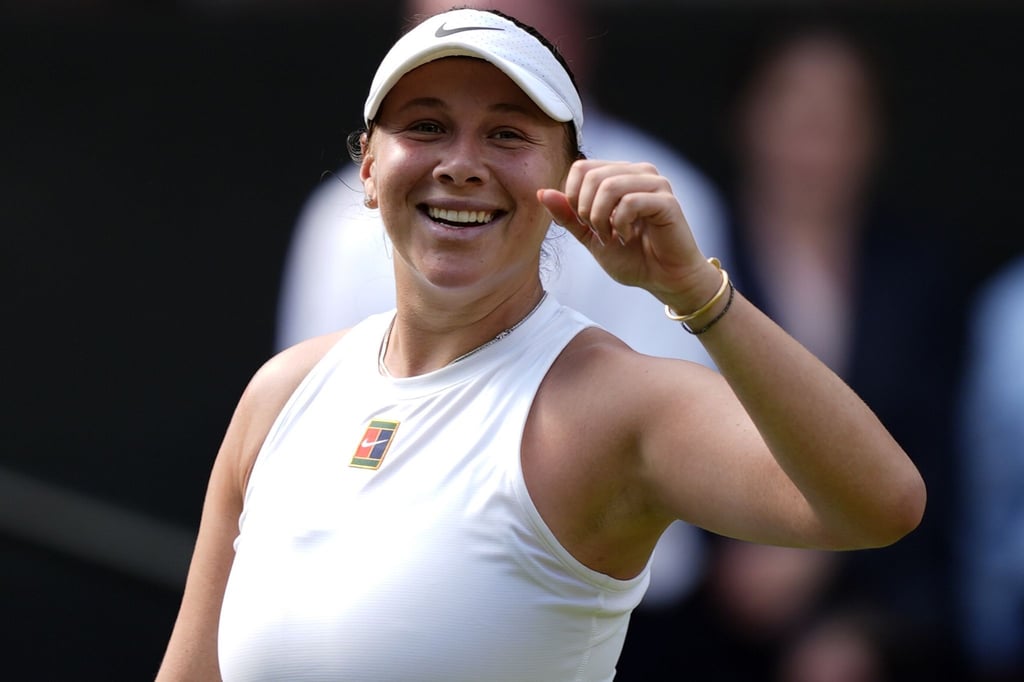 Amanda Anisimova feiert ihren Finaleinzug in Wimbledon