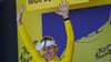 Superstar Tadej Pogacar trägt bei der 112. Tour de France wieder das Gelbe Trikot.