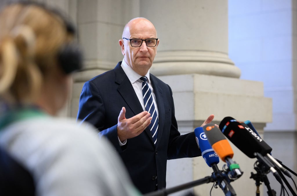 Brandenburgs Ministerpräsident Dietmar Woidke (SPD) hält eine größere Entlastung durch den Bund bei der Zahlung von DDR-Sonderrenten für notwendig.