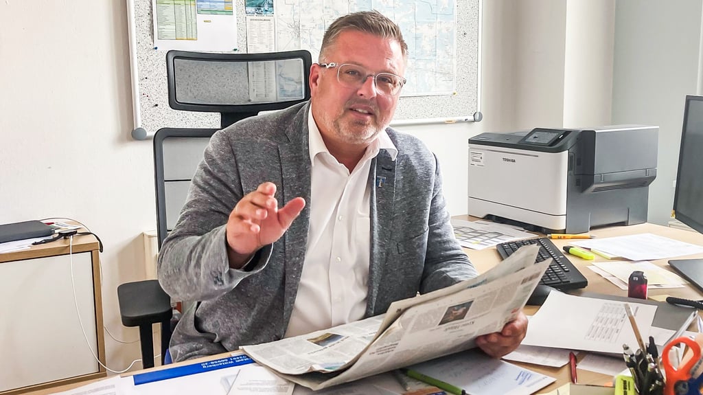 Coswigs Bürgermeister André Saage zieht nach dem ersten Jahr im Amt ein Fazit.
