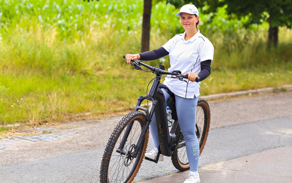 MZ-Volontärin Celina Chasklowicz fuhr den Himmelsscheibenradweg. Dabei kam sie auch in Obhausen vorbei.