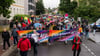 Es wurde eine bunte Regen-Parade - der Christopher Street Day in Bernau.