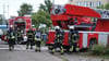 Zu einem Kellerbrand rückte die Feuerwehr Stendal am Samstag, 12. Juli 2025, in die Querstraße aus.