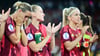 Frust nach dem 1:4: Klara Bühl, Janina Minge und Kathrin Hendrich (v.l.n.r.).