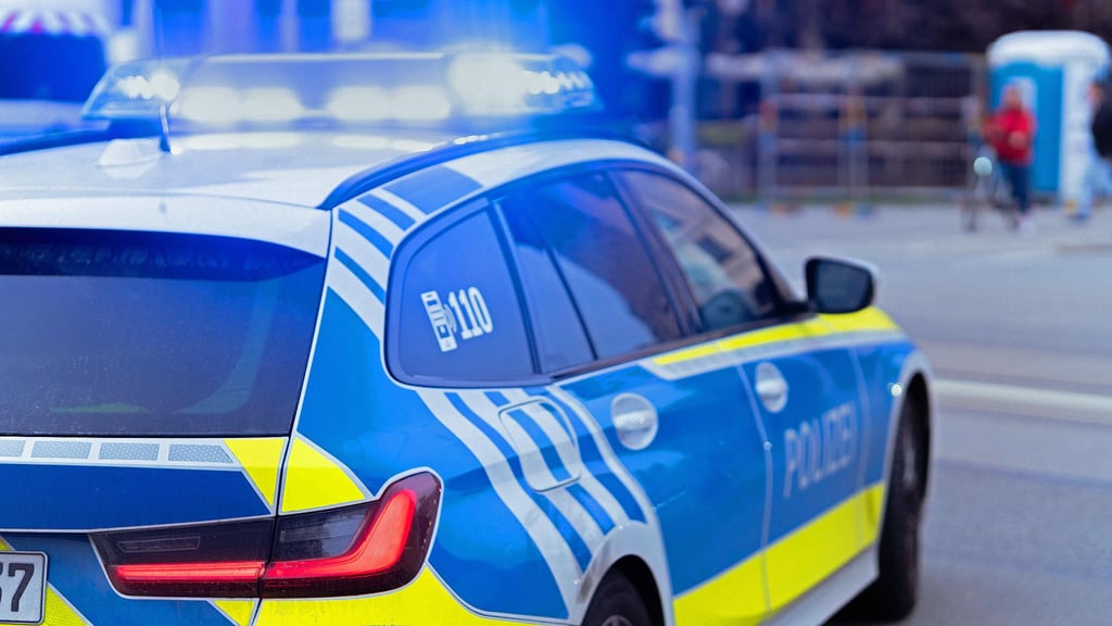 Die Polizei war am Samstag in der Nähe eines Lebensmitteldiscounters im Einsatz.