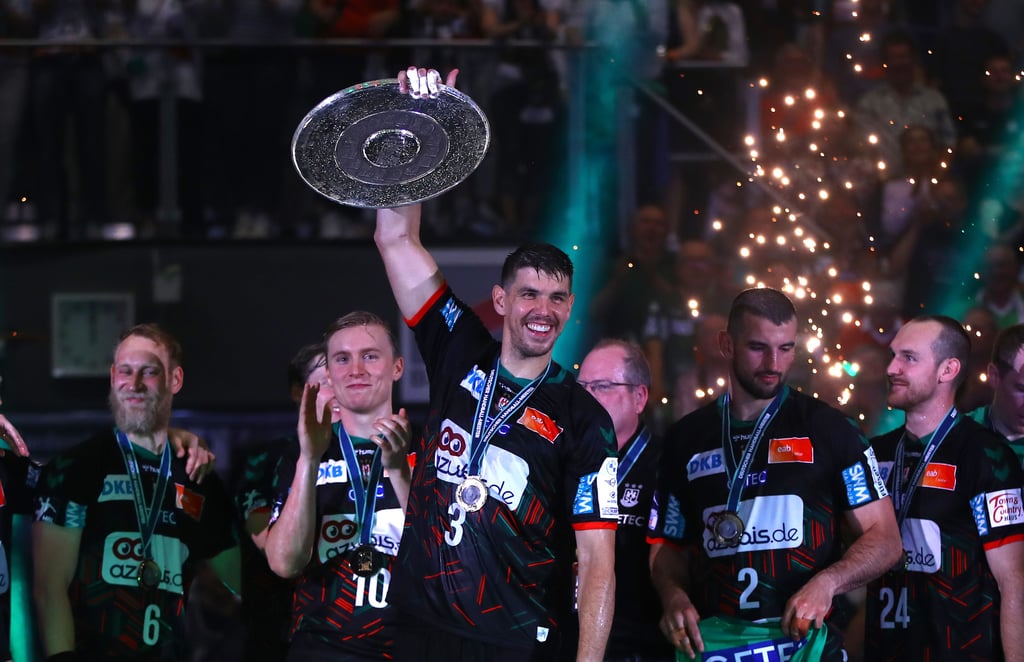 Zum Abschluss seiner Karriere konnte Piotr Chrapkowski mit dem SC Magdeburg im Juni 2024 noch einmal die Meisterschaft feiern.