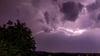 Der Deutsche Wetterdienst warnt vor schweren Gewittern am Sonntagnachmittag in Sachsen-Anhalt.