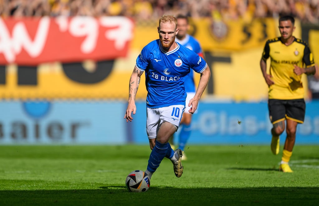 Nils Fröling erzielte im Test gegen Slavia Prag für seinen neuen Verein Dynamo Dresden ein Tor.