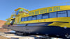 September 2024: Fähre Nummer 3 für den Hamburger Hafen wird in Tangermünde in die Elbe gelassen.