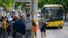Aus Personalmangel fährt die BVG seit Monaten nicht die eigentlich bestellen Bus-Kilometer - und das wird auch noch länger so bleiben. (Archivbild)