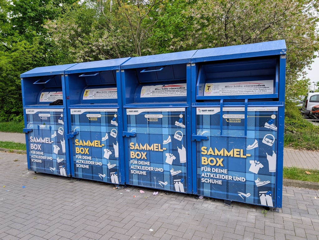 Altkleidercontainer in Köthen.