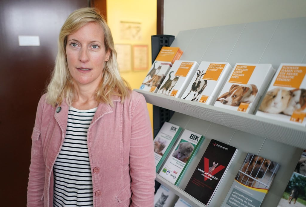 Die bisherige Tierschutzbeauftragte Kathrin Herrmann widmet sich Forschungsprojekten im Ausland. (Archivbild)
