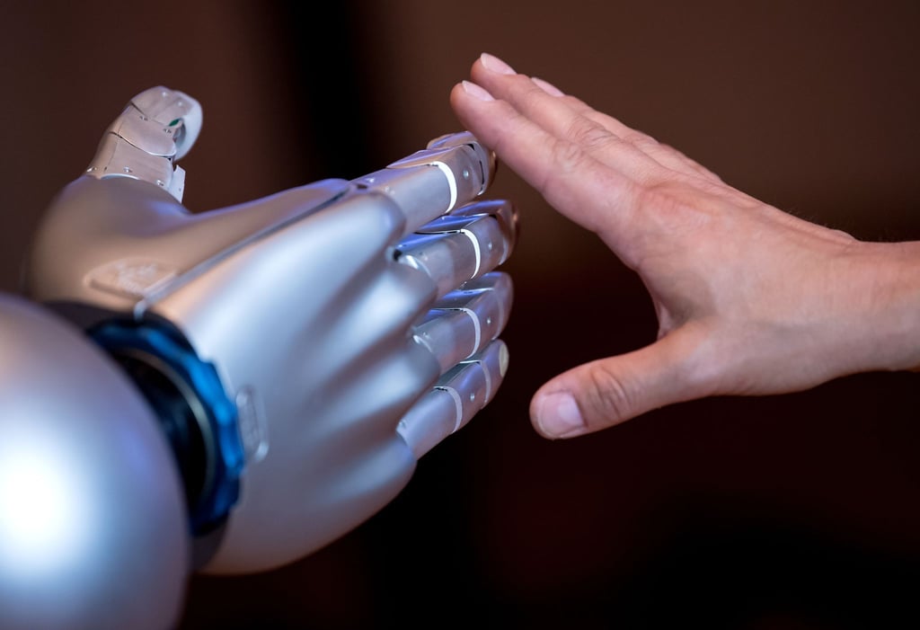 Die Digitalisierung und Innovation in der Pflege fördert Sachsen bis 2027 mit 20 Millionen Euro. (Archivfoto)