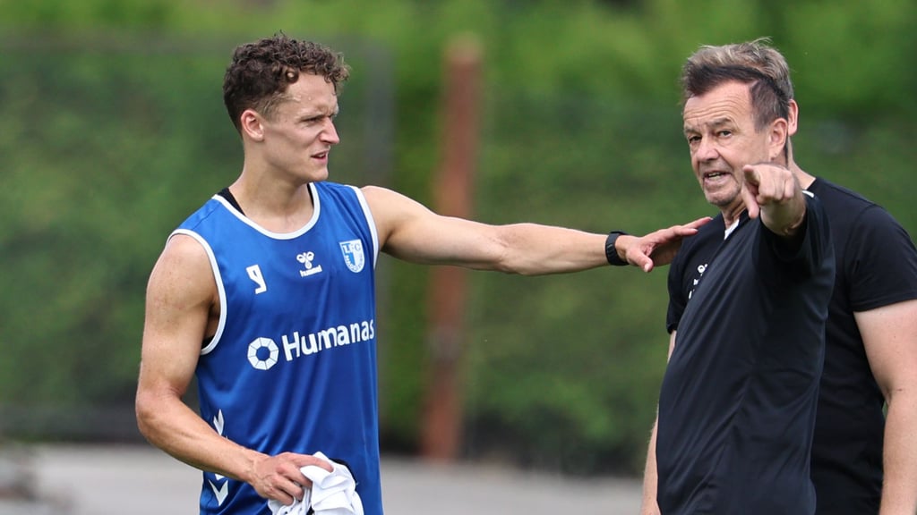Liegt bei FCM-Sportchef Otmar Schork (rechts) demnächst die erste konkrete Anfrage für Martijn Kaars (links) auf dem Tisch?