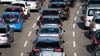 Die Menschen in Deutschland sind vergangenes Jahr wieder weiter mit ihren Autos gefahren. (Archivbild)