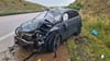 Ein Auto hat sich auf der A 38 überschlagen. Eine Person wird ins Krankenhaus gebracht.