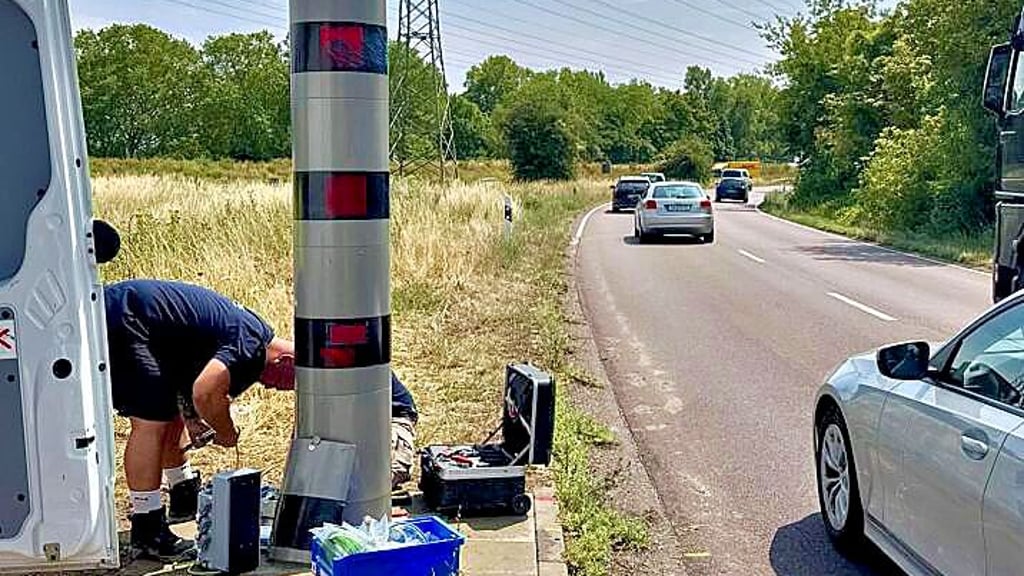Ein neuer Blitzer wurde an der B80 aufgebaut.