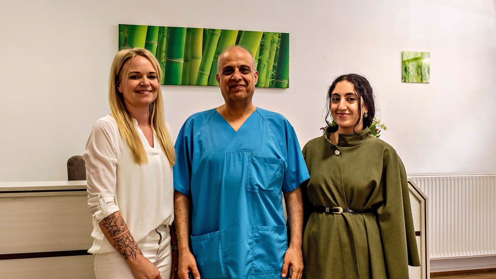 Wittenberg hat einen neuen Hausarzt: Dr. Nizar Setammuhamadalshamre, hier mit seinem Team